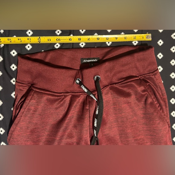 Aeropostale Maroon drawstring joggers- size s - Picture 3 of 7